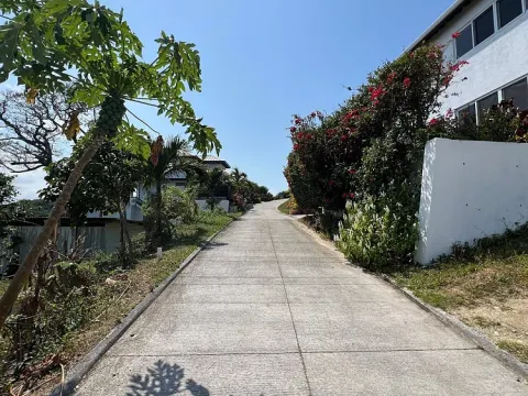 Prodej pozemku, French Harbour, Roatán, Honduras, 2428 m2