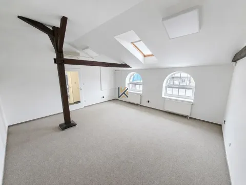 Pronájem kanceláře, Praha - Smíchov, Nádražní, 57 m2