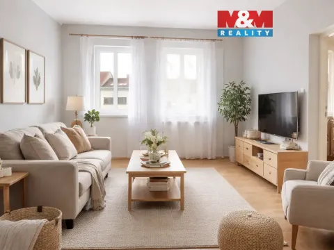 Prodej bytu 2+1, Chabařovice, Husovo náměstí, 88 m2