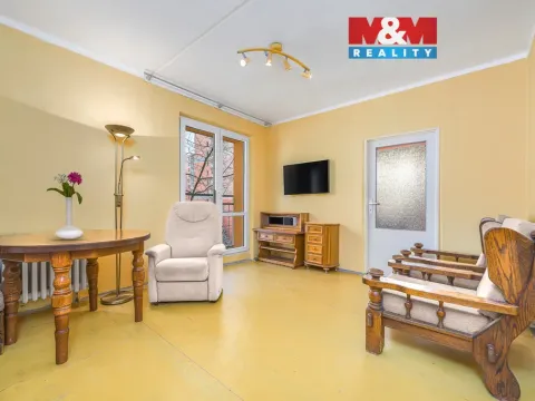 Prodej bytu 3+1, Pardubice - Studánka, Lidmily Malé, 57 m2