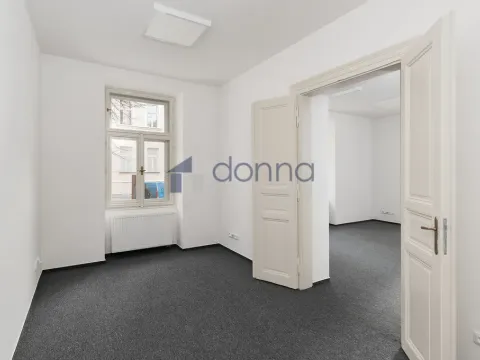 Pronájem kanceláře, Praha, Blanická, 49 m2