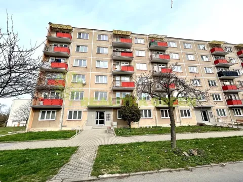 Pronájem bytu 2+kk, Zlín, třída Svobody, 33 m2