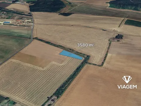 Prodej podílu pole, Bechlín, 1790 m2