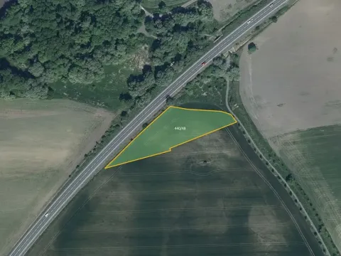 Prodej pole, Uhy, 10855 m2