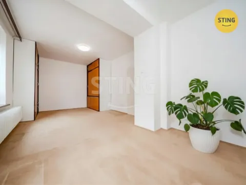 Prodej bytu 2+1, Ostrava, Urxova, 62 m2