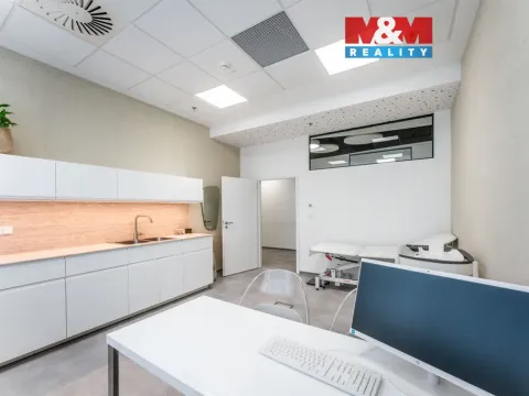 Pronájem obchodního prostoru, Praha, Jihlavská, 30 m2