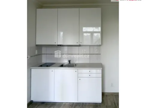 Pronájem bytu 1+1, Břeclav, Národních hrdinů, 29 m2