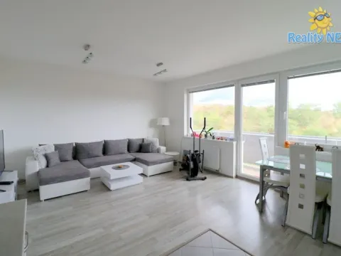 Pronájem bytu 3+kk, Praha - Horní Měcholupy, Mantovská, 94 m2