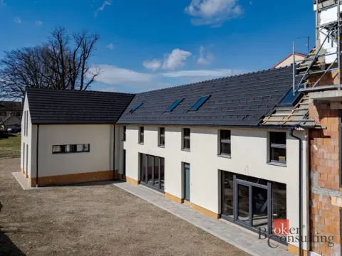 Prodej bytu 4+kk, Dubné, 110 m2