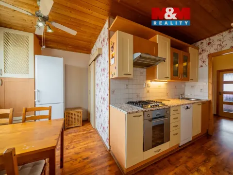 Prodej bytu 3+1, Práče, 75 m2