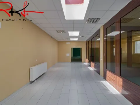 Pronájem kanceláře, Roudnice nad Labem, Kratochvílova, 368 m2