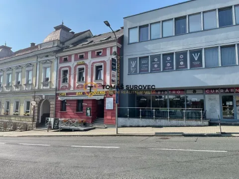 Pronájem kanceláře, Valašské Klobouky, Masarykovo náměstí, 10 m2