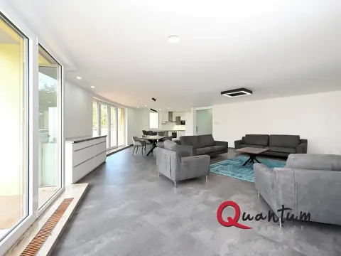 Pronájem bytu 4+kk, Praha - Prosek, Na samotě, 167 m2