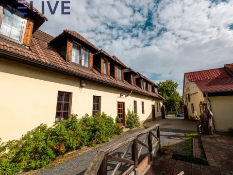 Prodej ubytování, Starý Plzenec, Masarykovo náměstí, 480 m2