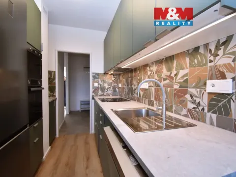 Pronájem bytu 3+1, Praha - Troja, Pomořanská, 73 m2