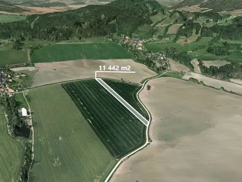 Prodej podílu pole, Kravaře, 2065 m2