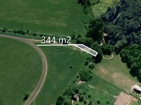 Prodej podílu pole, Tlumačov, 172 m2