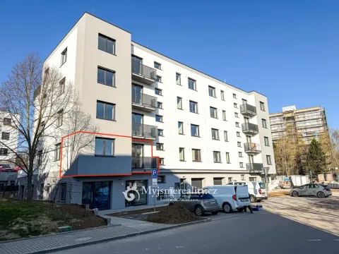 Pronájem bytu 2+kk, Znojmo, Vančurova, 31 m2