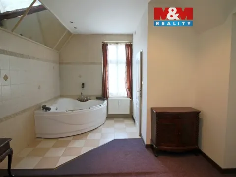 Pronájem bytu 2+kk, Trutnov - Poříčí, Polská, 38 m2