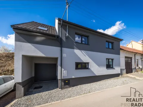 Prodej rodinného domu, Čejkovice, V Sadech, 180 m2