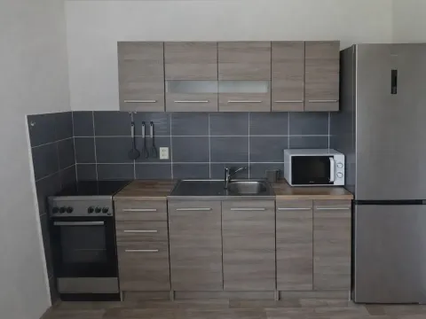 Pronájem bytu 2+kk, Varnsdorf, Nezvalova, 43 m2