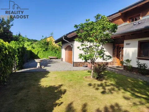 Prodej vily, Chomutov, Ve Stráni, 660 m2