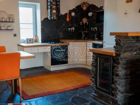 Prodej atypického bytu, Šumperk, Revoluční, 99 m2