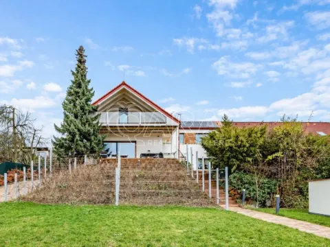 Pronájem kanceláře, Roztoky, Nad vinicemi, 393 m2