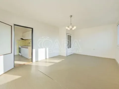 Prodej bytu 3+1, Netvořice, Sídliště II., 73 m2