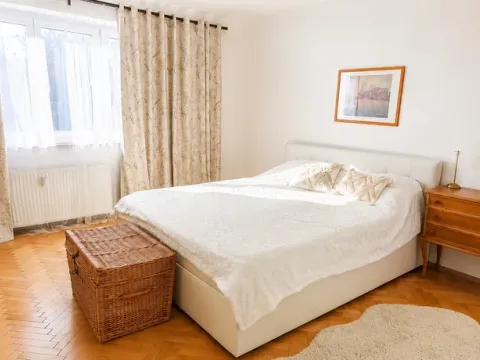 Prodej bytu 3+1, Karlovy Vary, nábřeží Jana Palacha, 96 m2