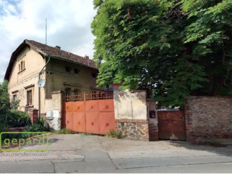 Prodej podílu 1/4 zemědělské usedlosti, Praha - Nebušice, Tuchoměřická, 568 m2