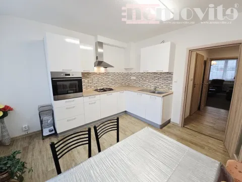 Pronájem bytu 4+1, Praha - Stodůlky, Blattného, 84 m2