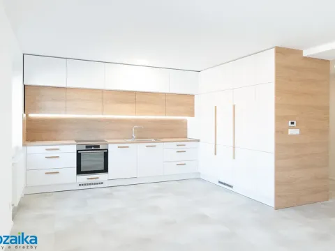 Pronájem bytu 3+kk, Lanškroun - Lanškroun-Vnitřní Město, nám. J. M. Marků, 86 m2