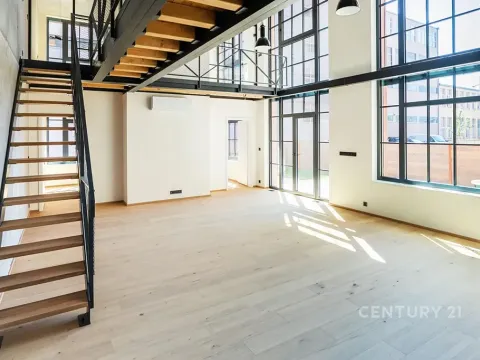 Prodej kanceláře, Praha - Vysočany, Kolbenova, 181 m2