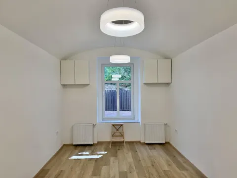 Prodej bytu 1+1, Praha - Žižkov, Hartigova, 29 m2