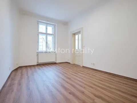 Pronájem bytu 1+1, Praha - Vršovice, Moskevská, 35 m2