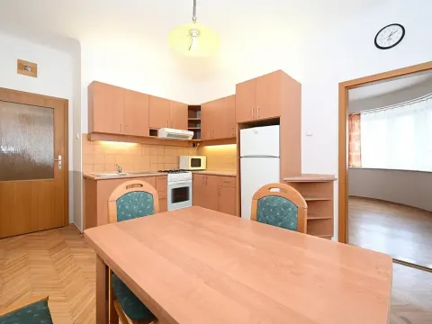 Pronájem bytu 1+1, Praha - Libeň, Novákových, 42 m2