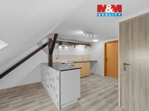 Pronájem bytu 2+kk, Velvary, Chržínská, 78 m2