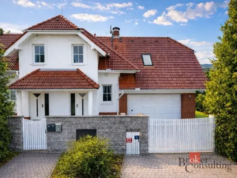 Prodej bytu 4+kk, Praha - Štěrboholy, Novoštěrboholská, 172 m2