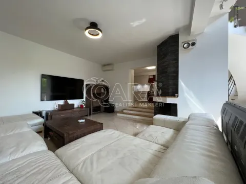 Pronájem rodinného domu, Praha - Záběhlice, Dolní Chaloupky, 245 m2