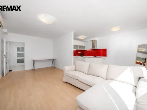 Prodej bytu 4+kk, Praha - Nusle, Pujmanové, 80 m2