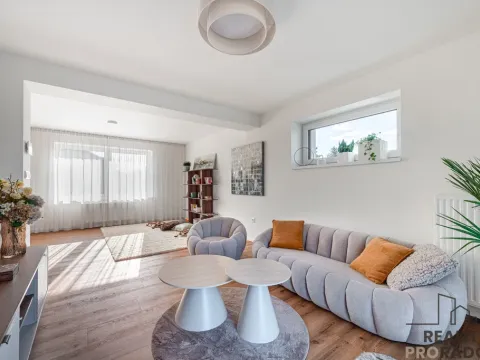 Prodej vily, Říčany - Radošovice, 229 m2