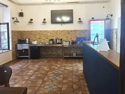 Pronájem restaurace, Praha - Vinohrady, 130 m2