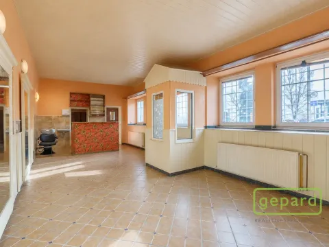 Prodej obchodního prostoru, Karlovy Vary, Rohová, 112 m2
