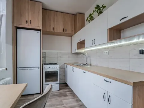 Prodej bytu 3+1, Třinec, Máchova, 69 m2