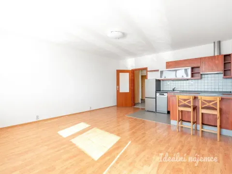 Pronájem bytu 1+kk, Praha - Stodůlky, Petržílkova, 43 m2