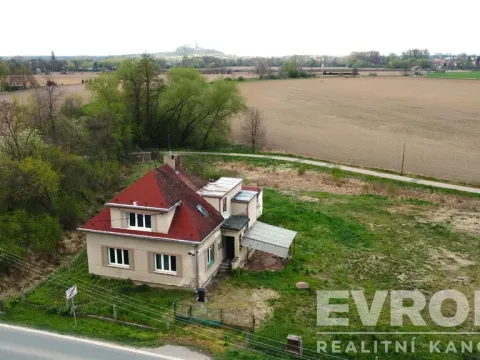 Prodej rodinného domu, Sezemice - Počaply, 150 m2