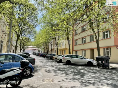 Prodej bytu 2+kk, Praha - Smíchov, Zoubkova, 37 m2