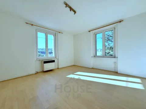 Prodej bytu 2+kk, Teplice, Souběžná, 56 m2