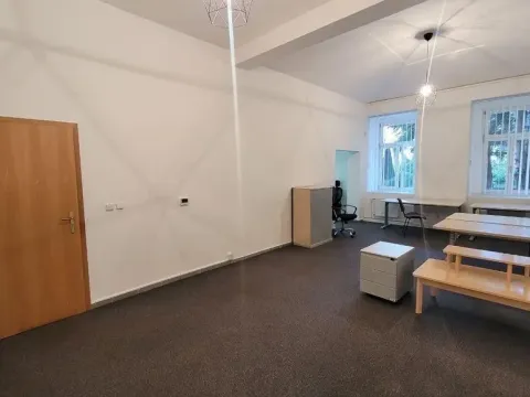 Pronájem kanceláře, Praha - Karlín, 42 m2